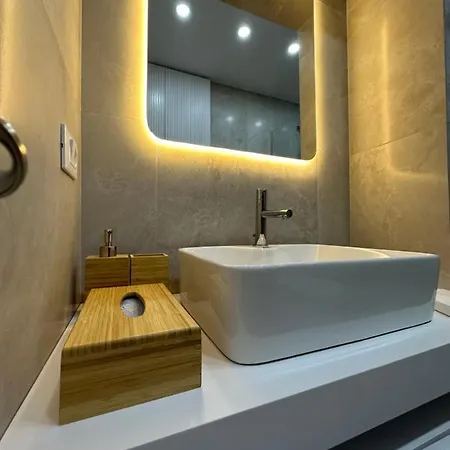 Apartment 4seasonsgea , New Modern In *